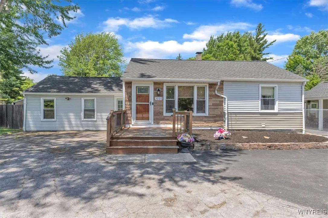 3220 Millersport Highway, Amherst, New York 14068, Amherst, New York 14068, 3 Bedrooms Bedrooms, 5 Rooms Rooms,1 BathroomBathrooms,Residential,Closed,3220 Millersport Highway, Amherst, New York 14068,0,B1612788