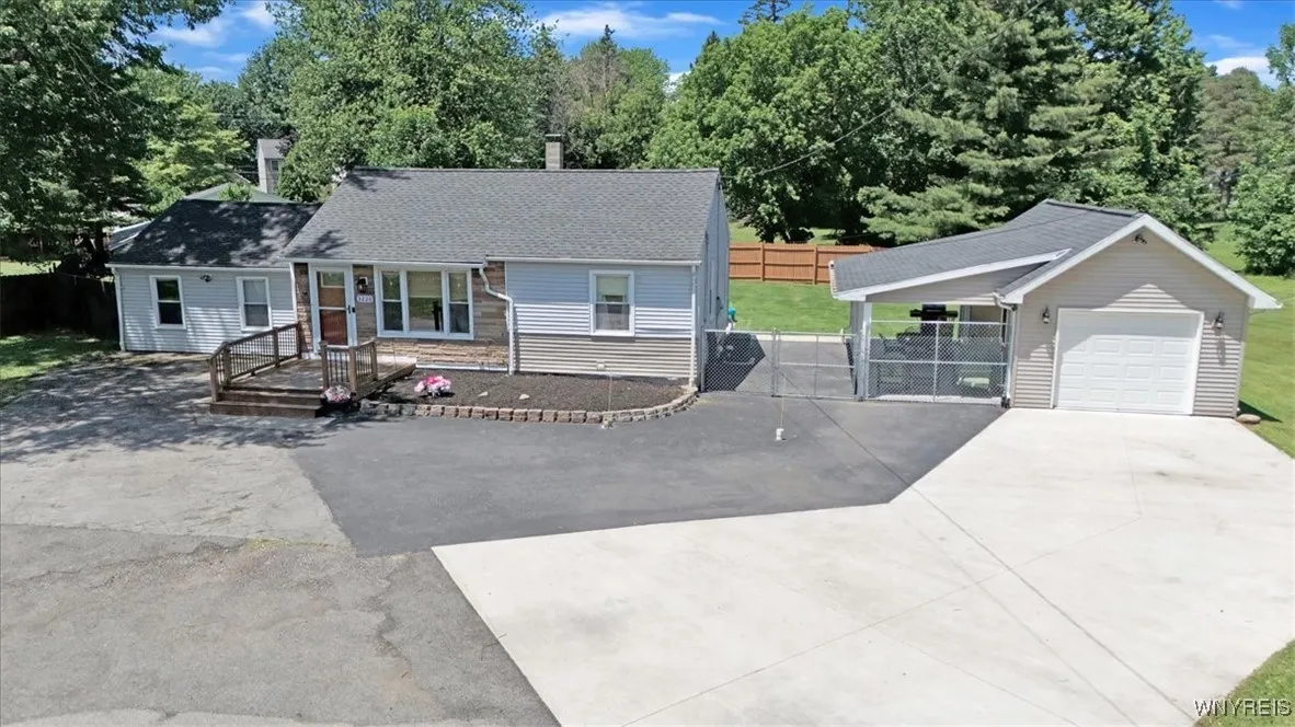 3220 Millersport Highway, Amherst, New York 14068, Amherst, New York 14068, 3 Bedrooms Bedrooms, 5 Rooms Rooms,1 BathroomBathrooms,Residential,Closed,3220 Millersport Highway, Amherst, New York 14068,0,B1612788