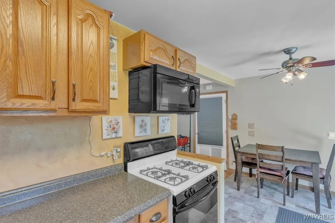 3220 Millersport Highway, Amherst, New York 14068, Amherst, New York 14068, 3 Bedrooms Bedrooms, 5 Rooms Rooms,1 BathroomBathrooms,Residential,Closed,3220 Millersport Highway, Amherst, New York 14068,0,B1612788