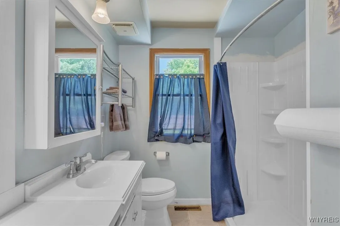 3220 Millersport Highway, Amherst, New York 14068, Amherst, New York 14068, 3 Bedrooms Bedrooms, 5 Rooms Rooms,1 BathroomBathrooms,Residential,Closed,3220 Millersport Highway, Amherst, New York 14068,0,B1612788