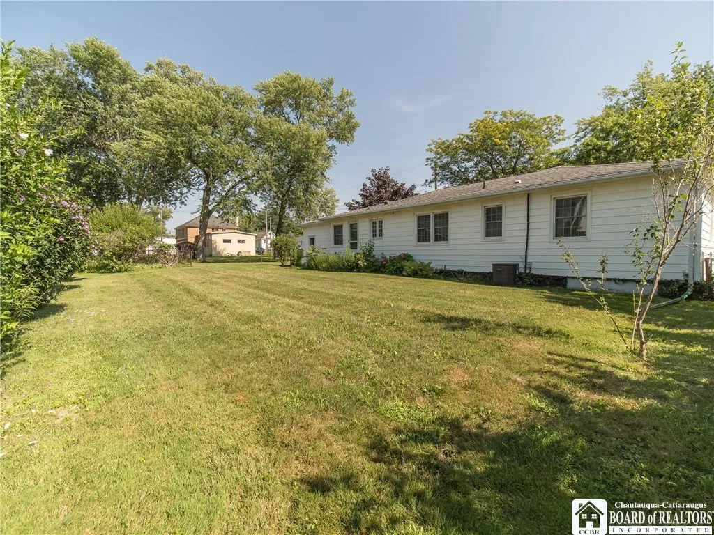 14 Wilson Avenue, Dunkirk, New York 14048, Dunkirk, New York 14048, 3 Bedrooms Bedrooms, 6 Rooms Rooms,1 BathroomBathrooms,Residential,For Sale,14 Wilson Avenue, Dunkirk, New York 14048,R1617524
