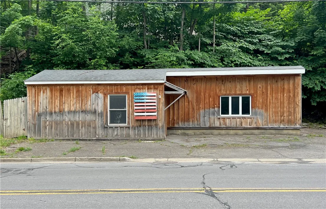 128 Chestnut Street, Oneonta, New York 13820, Oneonta, New York 13820, ,Commercial Sale,For Sale,128 Chestnut Street, Oneonta, New York 13820,R1617989