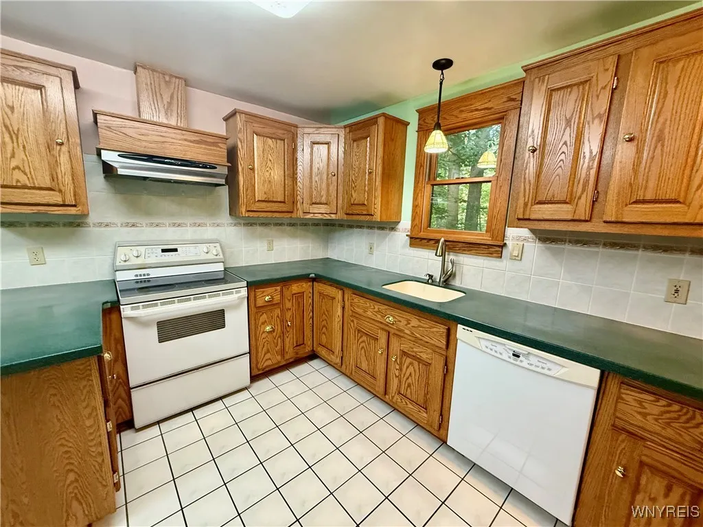 7084a Boston Colden Rd A, Boston, New York 14025, Boston, New York 14025, 2 Bedrooms Bedrooms, 4 Rooms Rooms,1 BathroomBathrooms,Residential,Closed,7084a Boston Colden Rd A, Boston, New York 14025,0,B1618828