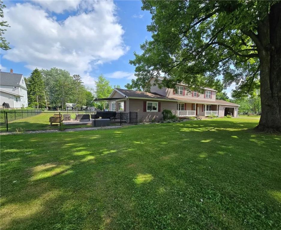 51 Second Avenue, Owasco, New York 13021, Owasco, New York 13021, 3 Bedrooms Bedrooms, 7 Rooms Rooms,2 BathroomsBathrooms,Residential,For Sale,51 Second Avenue, Owasco, New York 13021,R1616783