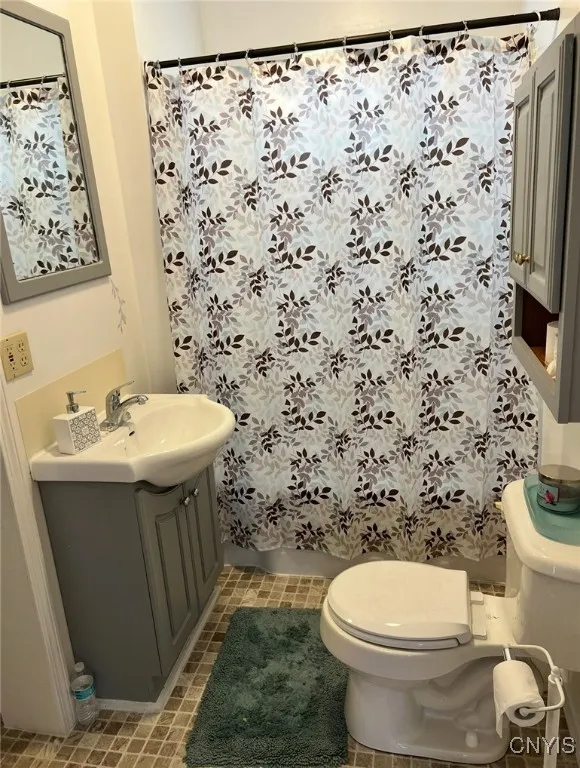 65 And 67 East 8th, Oswego, New York 13126, Oswego, New York 13126, 6 Bedrooms Bedrooms, ,4 BathroomsBathrooms,Residential,For Sale,65 And 67 East 8th, Oswego, New York 13126,S1618545