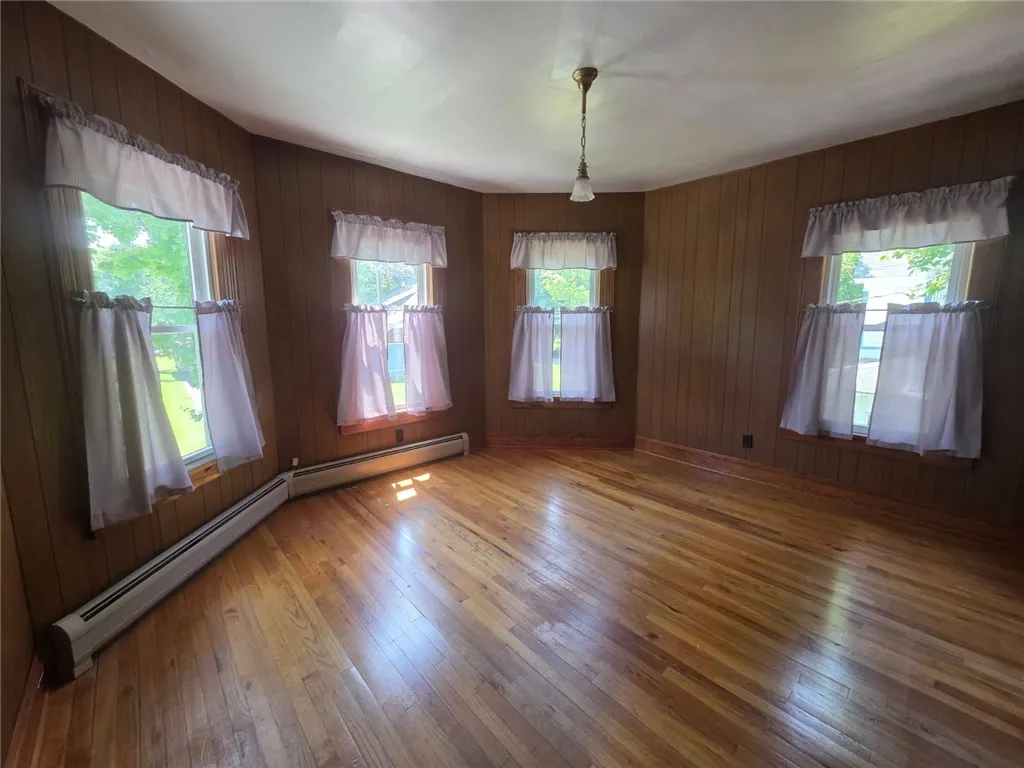 77 Vestal Avenue, Hancock, New York 13783, Hancock, New York 13783, 3 Bedrooms Bedrooms, 8 Rooms Rooms,2 BathroomsBathrooms,Residential,For Sale,77 Vestal Avenue, Hancock, New York 13783,R1618873