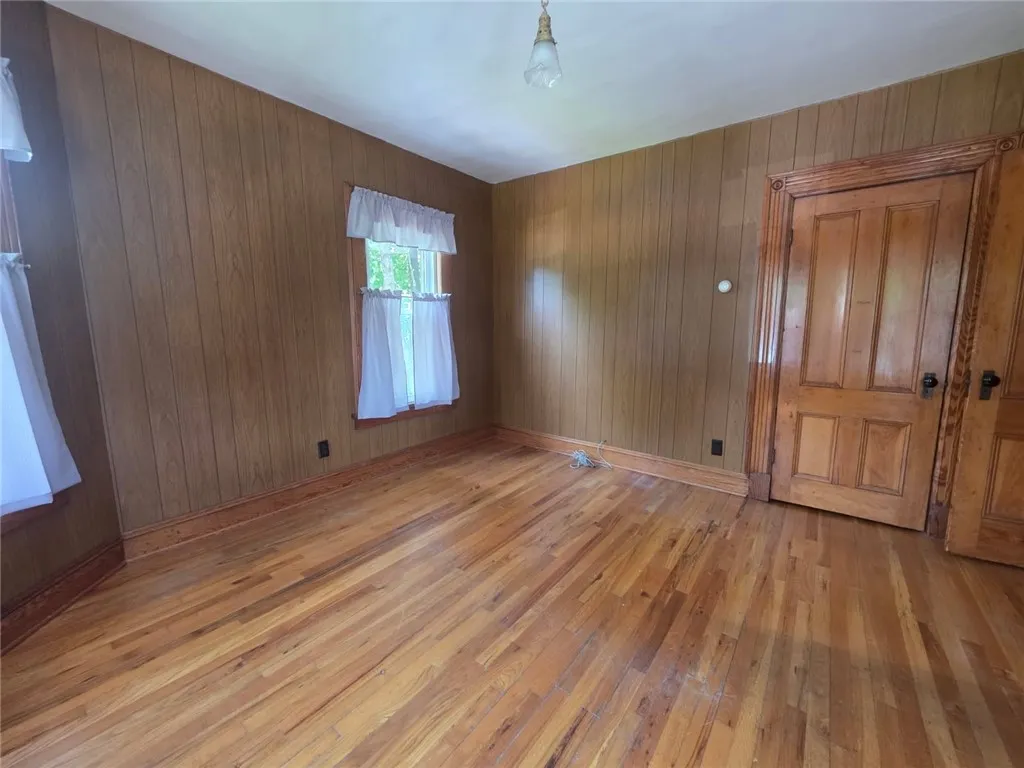 77 Vestal Avenue, Hancock, New York 13783, Hancock, New York 13783, 3 Bedrooms Bedrooms, 8 Rooms Rooms,2 BathroomsBathrooms,Residential,For Sale,77 Vestal Avenue, Hancock, New York 13783,R1618873
