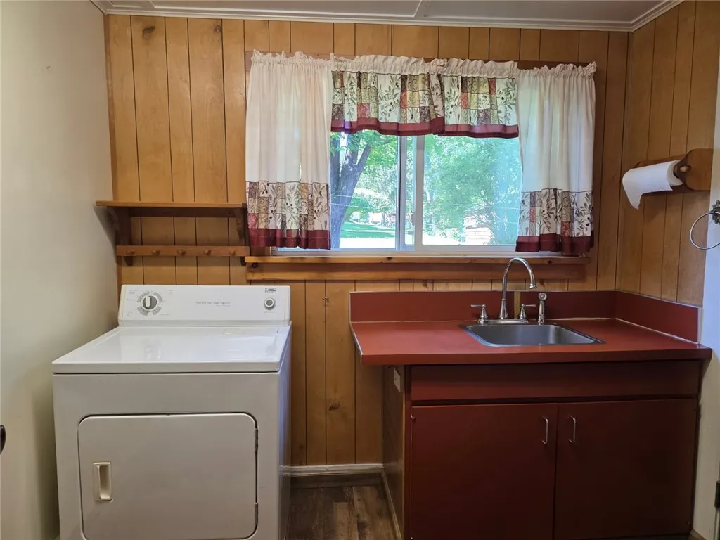 77 Vestal Avenue, Hancock, New York 13783, Hancock, New York 13783, 3 Bedrooms Bedrooms, 8 Rooms Rooms,2 BathroomsBathrooms,Residential,For Sale,77 Vestal Avenue, Hancock, New York 13783,R1618873