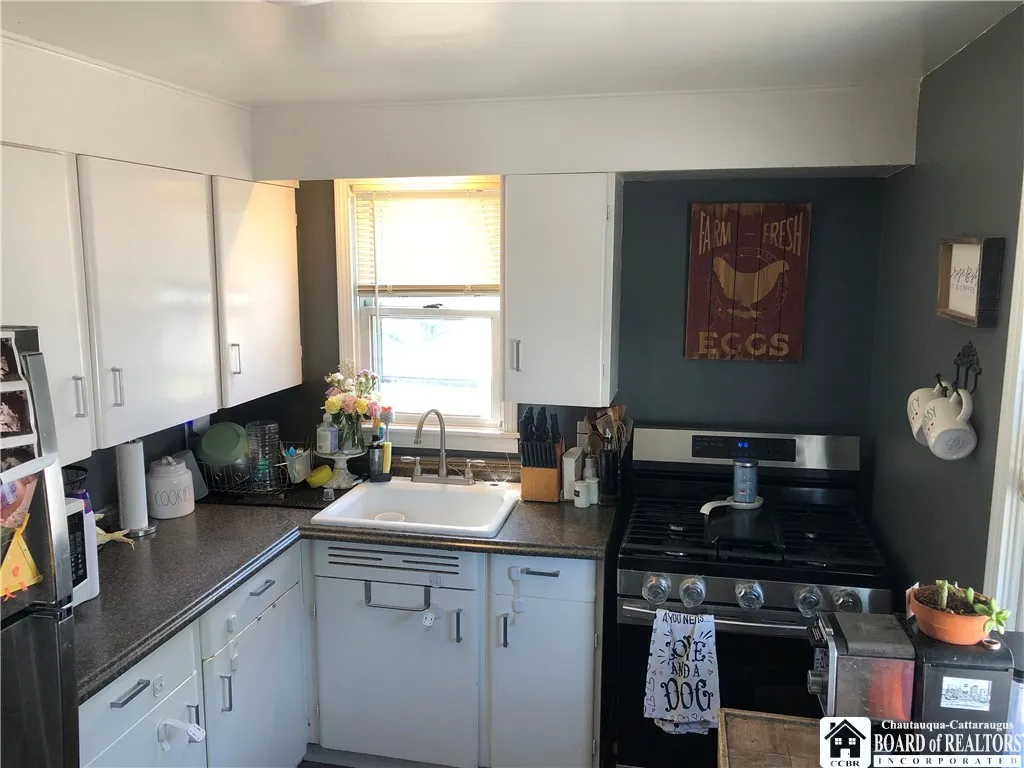 758 Highland Avenue, Tonawanda, New York 14223, Tonawanda, New York 14223, 6 Bedrooms Bedrooms, ,2 BathroomsBathrooms,Residential,For Sale,758 Highland Avenue, Tonawanda, New York 14223,R1618911