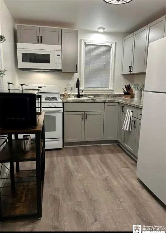 758 Highland Avenue, Tonawanda, New York 14223, Tonawanda, New York 14223, 6 Bedrooms Bedrooms, ,2 BathroomsBathrooms,Residential,For Sale,758 Highland Avenue, Tonawanda, New York 14223,R1618911
