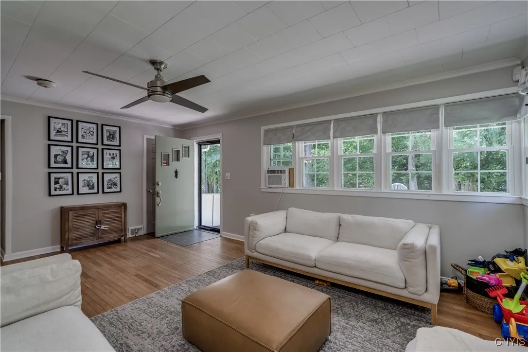 266 Chestnut Street, Watertown City, New York 1360, Watertown City, New York 13601, 3 Bedrooms Bedrooms, 9 Rooms Rooms,1 BathroomBathrooms,Residential,For Sale,266 Chestnut Street, Watertown City, New York 1360,S1617787