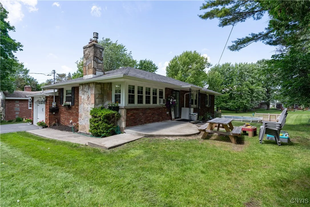 266 Chestnut Street, Watertown City, New York 1360, Watertown City, New York 13601, 3 Bedrooms Bedrooms, 9 Rooms Rooms,1 BathroomBathrooms,Residential,For Sale,266 Chestnut Street, Watertown City, New York 1360,S1617787