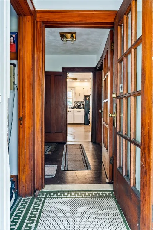 195 Roxborough Road, Rochester, New York 14619, Rochester, New York 14619, 4 Bedrooms Bedrooms, 6 Rooms Rooms,1 BathroomBathrooms,Residential,Closed,195 Roxborough Road, Rochester, New York 14619,0,R1618962