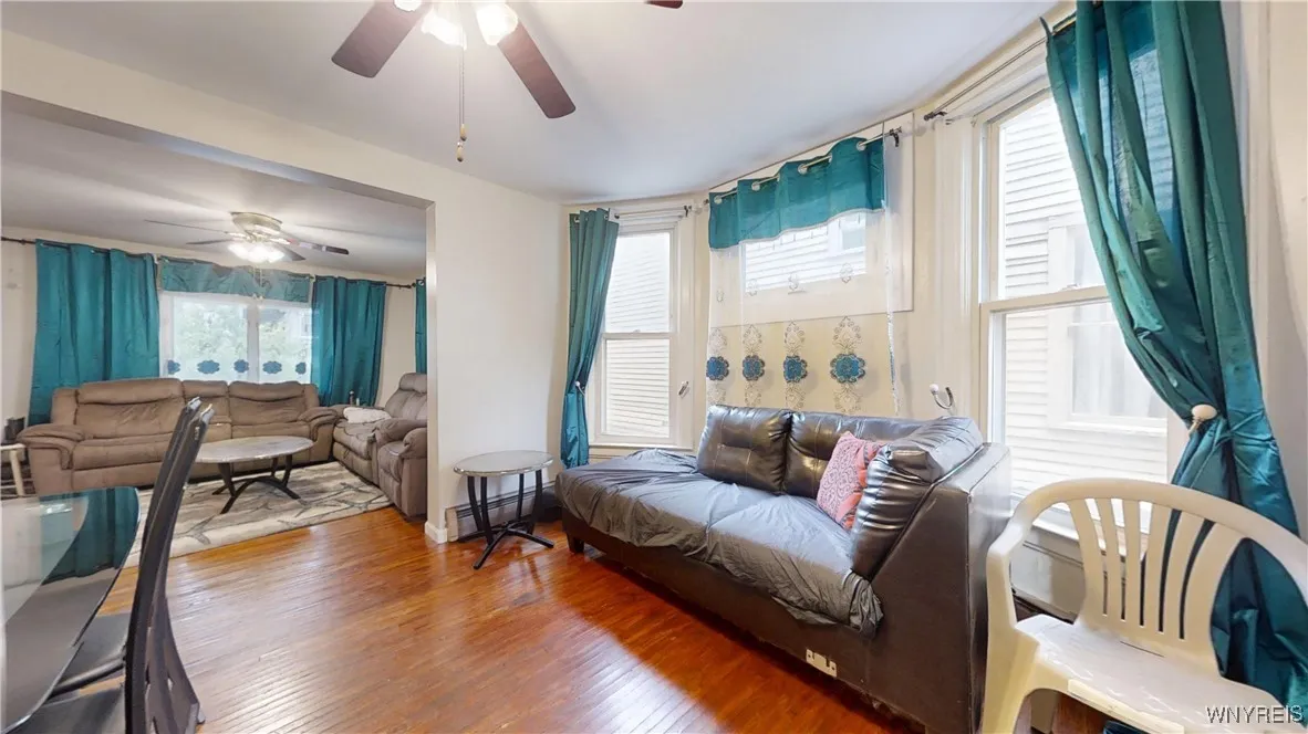 187 Auburn Avenue, Buffalo, New York 14213, Buffalo, New York 14213, 5 Bedrooms Bedrooms, ,2 BathroomsBathrooms,Residential,For Sale,187 Auburn Avenue, Buffalo, New York 14213,B1618787