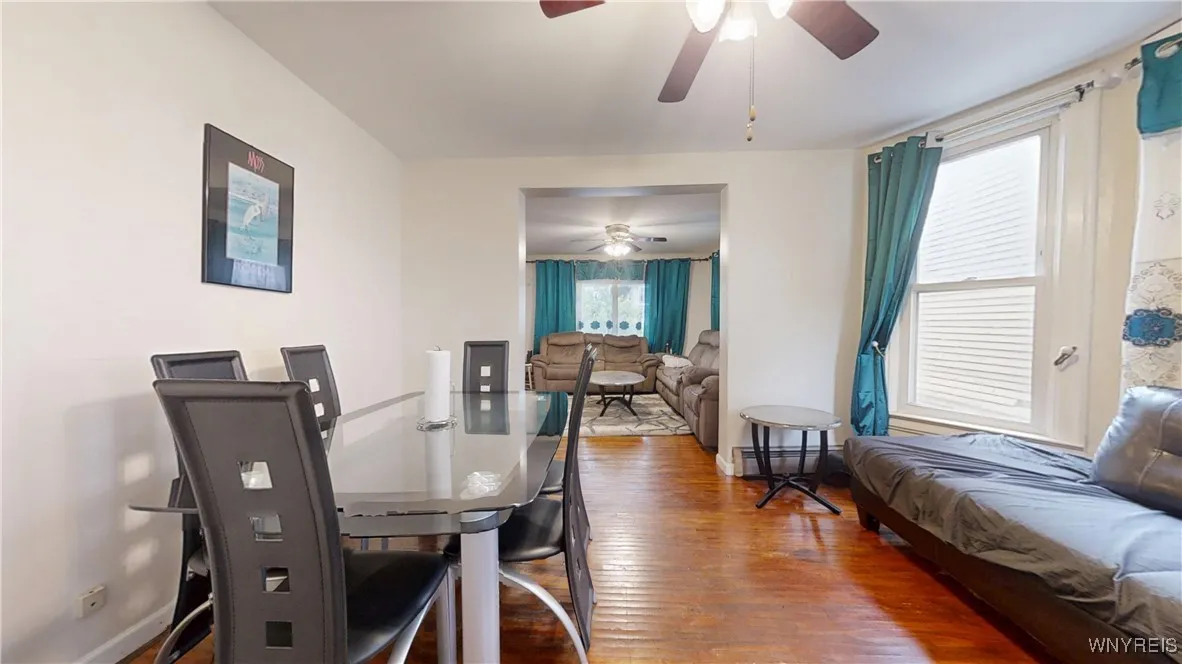 187 Auburn Avenue, Buffalo, New York 14213, Buffalo, New York 14213, 5 Bedrooms Bedrooms, ,2 BathroomsBathrooms,Residential,For Sale,187 Auburn Avenue, Buffalo, New York 14213,B1618787