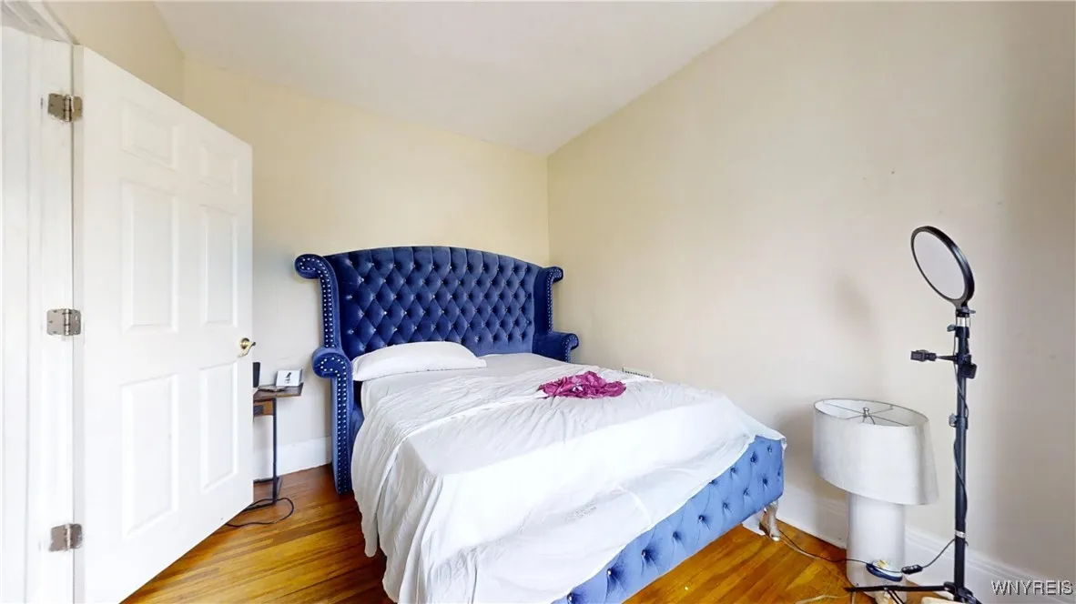 187 Auburn Avenue, Buffalo, New York 14213, Buffalo, New York 14213, 5 Bedrooms Bedrooms, ,2 BathroomsBathrooms,Residential,For Sale,187 Auburn Avenue, Buffalo, New York 14213,B1618787