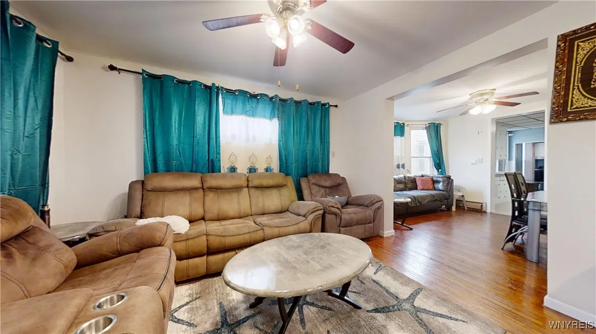 187 Auburn Avenue, Buffalo, New York 14213, Buffalo, New York 14213, 5 Bedrooms Bedrooms, ,2 BathroomsBathrooms,Residential,For Sale,187 Auburn Avenue, Buffalo, New York 14213,B1618787