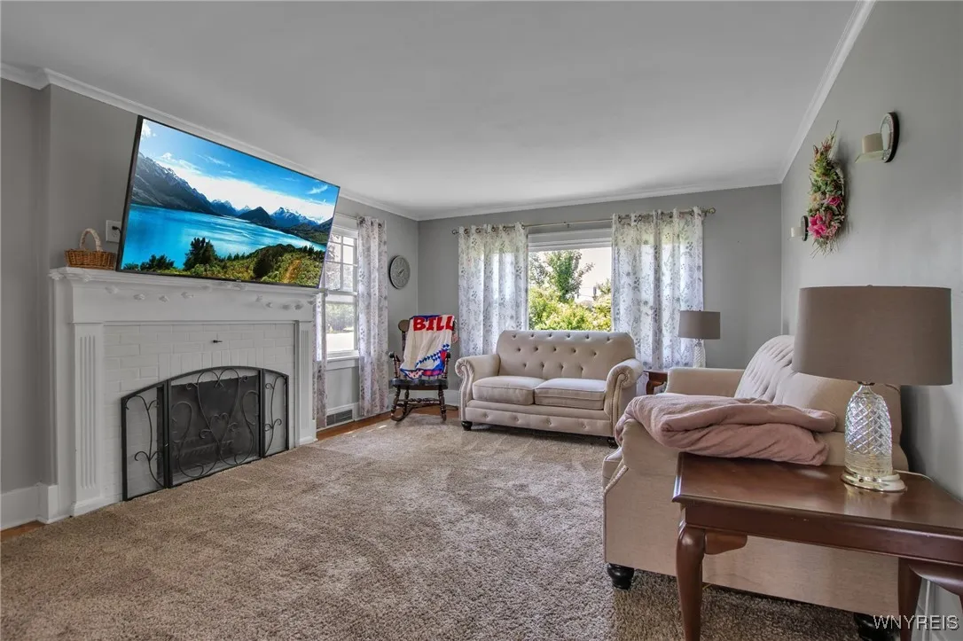 6060 Broadway Street, Lancaster, New York 14086, Lancaster, New York 14086, 4 Bedrooms Bedrooms, 9 Rooms Rooms,2 BathroomsBathrooms,Residential,Closed,6060 Broadway Street, Lancaster, New York 14086,0,B1618965