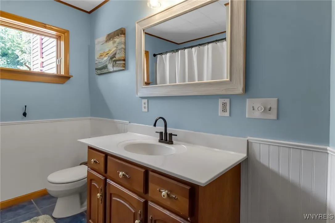 Full Bath (First Floor)