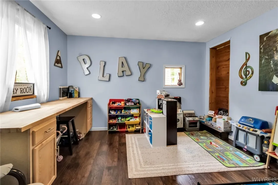 Playroom/Other Room