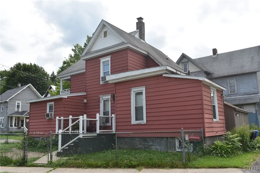 20 East Main Street, Cortland, New York 13045, Cortland, New York 13045, 4 Bedrooms Bedrooms, ,2 BathroomsBathrooms,Residential,For Sale,20 East Main Street, Cortland, New York 13045,S1618656