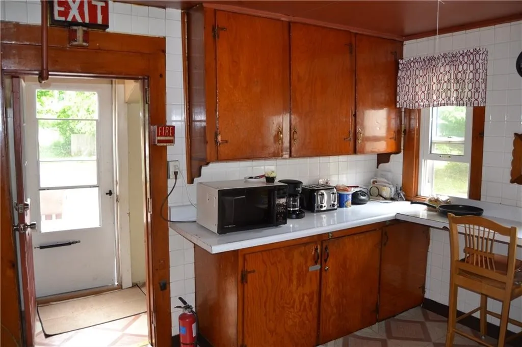 38 Chapin Street, Canandaigua City, New York 14424, Canandaigua City, New York 14424, 9 Bedrooms Bedrooms, ,Multi Family,For Sale,38 Chapin Street, Canandaigua City, New York 14424,R1618982