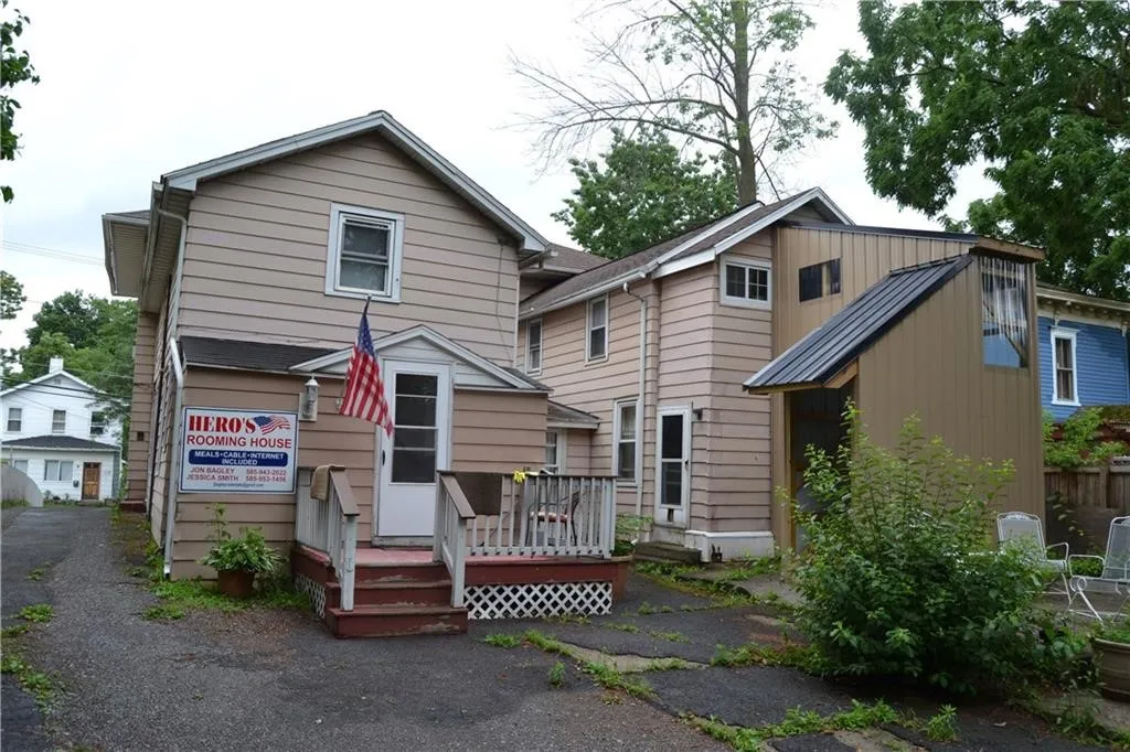 38 Chapin Street, Canandaigua City, New York 14424, Canandaigua City, New York 14424, 9 Bedrooms Bedrooms, ,Multi Family,For Sale,38 Chapin Street, Canandaigua City, New York 14424,R1618982