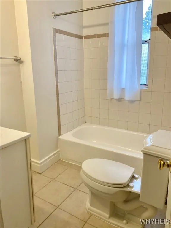 294 S. Elmwood Avenue 6, Buffalo, New York 14201, Buffalo, New York 14201, 1 Bedroom Bedrooms, 3 Rooms Rooms,1 BathroomBathrooms,Residential Lease,Closed,294 S. Elmwood Avenue 6, Buffalo, New York 14201,B1618991