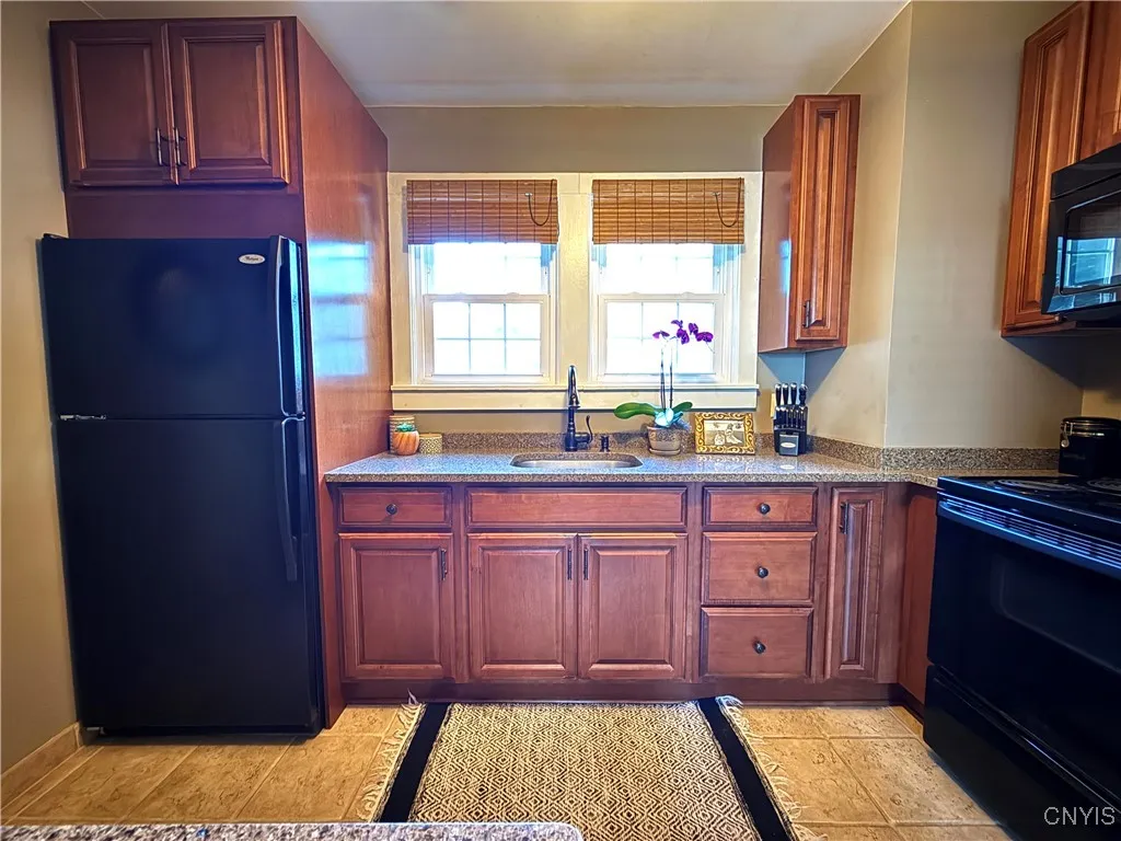 19 Cedar Street, Cortland, New York 13045, Cortland, New York 13045, 3 Bedrooms Bedrooms, 9 Rooms Rooms,2 BathroomsBathrooms,Residential,Closed,19 Cedar Street, Cortland, New York 13045,S1618956