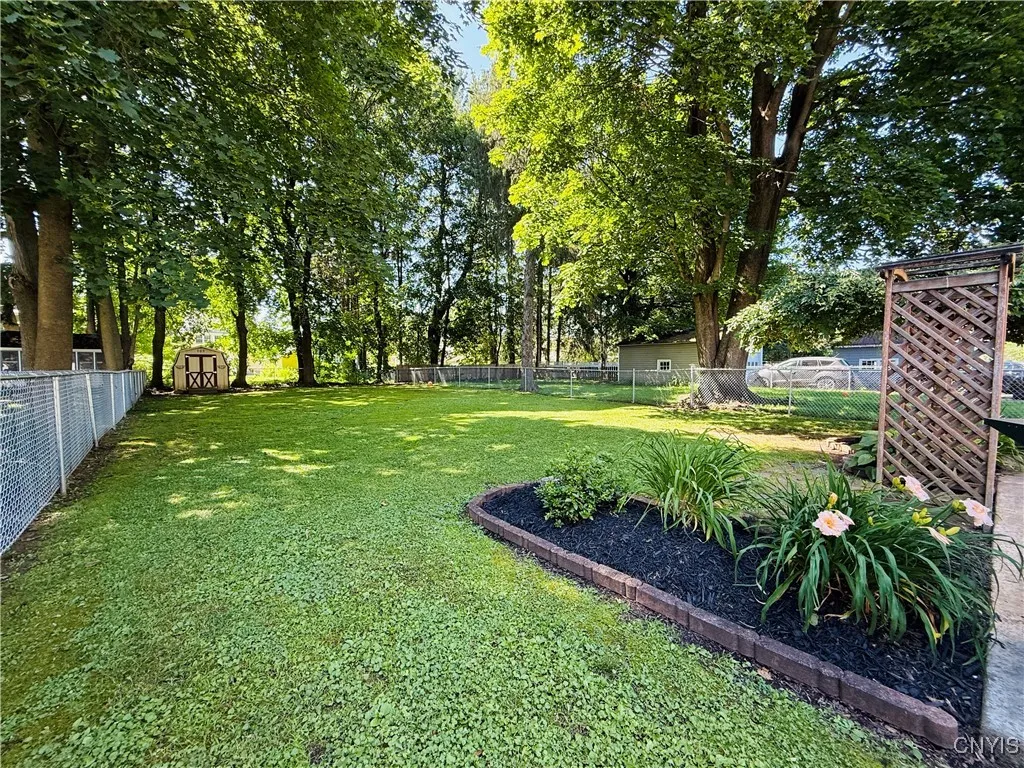 19 Cedar Street, Cortland, New York 13045, Cortland, New York 13045, 3 Bedrooms Bedrooms, 9 Rooms Rooms,2 BathroomsBathrooms,Residential,Closed,19 Cedar Street, Cortland, New York 13045,S1618956
