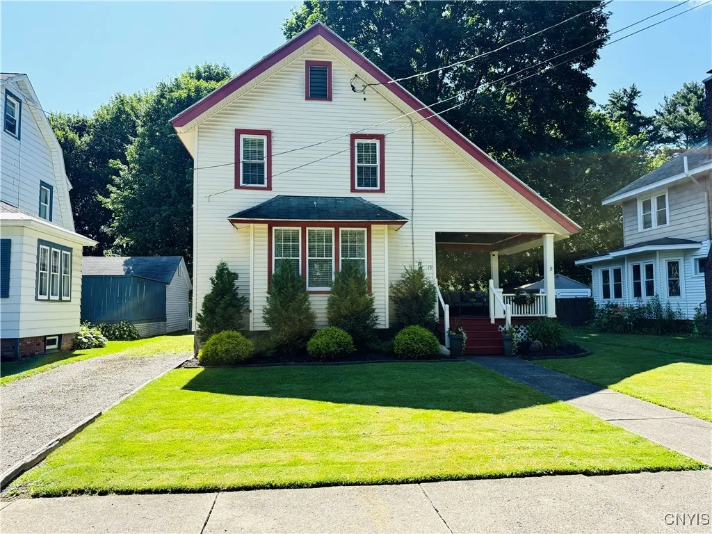 19 Cedar Street, Cortland, New York 13045, Cortland, New York 13045, 3 Bedrooms Bedrooms, 9 Rooms Rooms,2 BathroomsBathrooms,Residential,Closed,19 Cedar Street, Cortland, New York 13045,S1618956