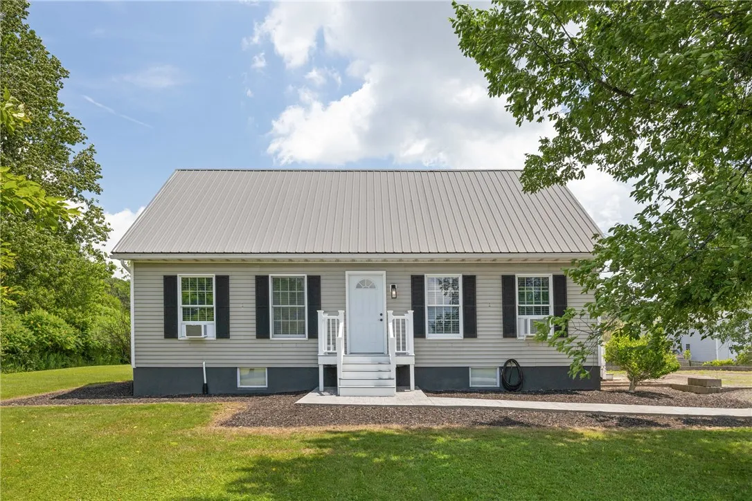 3029 Bailey Road, East Bloomfield, New York 14469, East Bloomfield, New York 14469, 3 Bedrooms Bedrooms, 8 Rooms Rooms,2 BathroomsBathrooms,Residential,Closed,3029 Bailey Road, East Bloomfield, New York 14469,0,R1617520