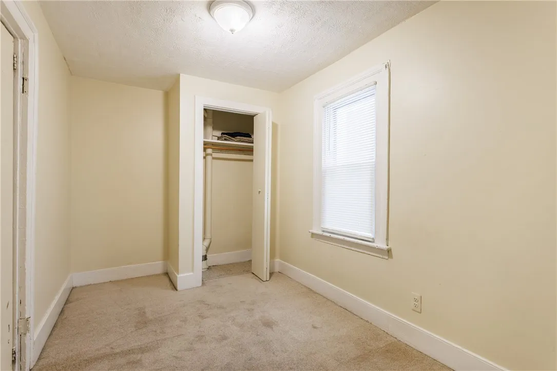 72 Weld Street, Rochester, New York 14605, Rochester, New York 14605, 4 Bedrooms Bedrooms, 7 Rooms Rooms,1 BathroomBathrooms,Residential,For Sale,72 Weld Street, Rochester, New York 14605,R1618746