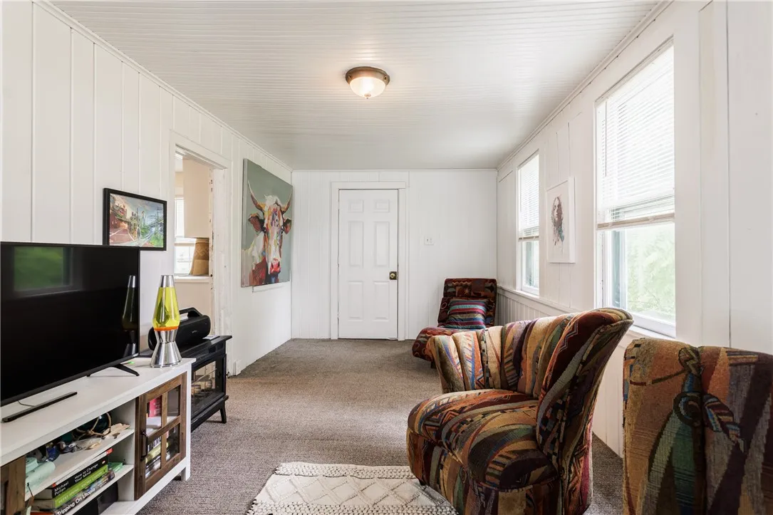 72 Weld Street, Rochester, New York 14605, Rochester, New York 14605, 4 Bedrooms Bedrooms, 7 Rooms Rooms,1 BathroomBathrooms,Residential,For Sale,72 Weld Street, Rochester, New York 14605,R1618746