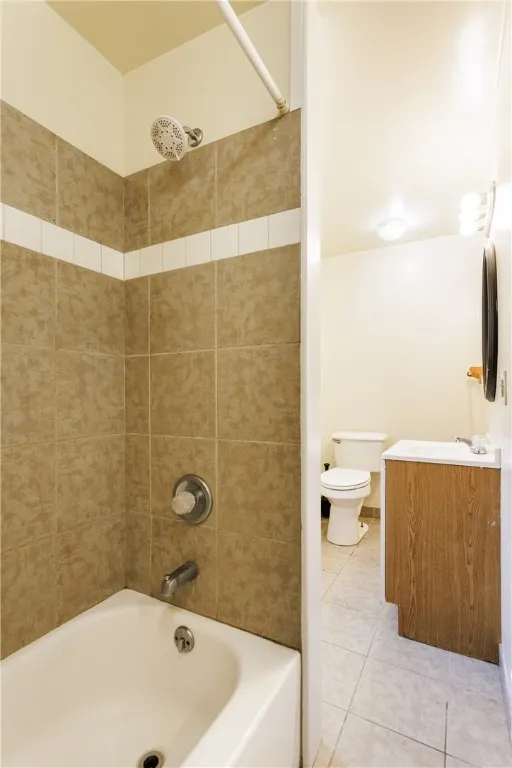 72 Weld Street, Rochester, New York 14605, Rochester, New York 14605, 4 Bedrooms Bedrooms, 7 Rooms Rooms,1 BathroomBathrooms,Residential,For Sale,72 Weld Street, Rochester, New York 14605,R1618746
