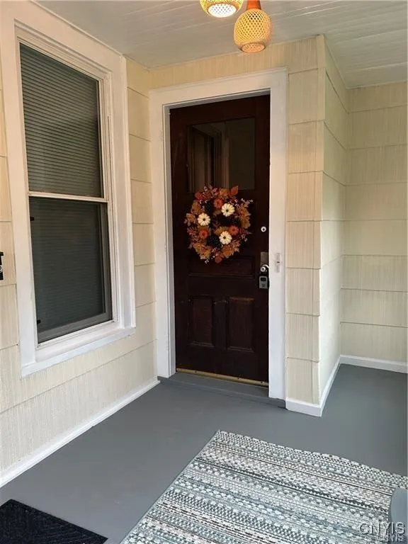 309 Hamilton Street, Syracuse, New York 13204, Syracuse, New York 13204, 2 Bedrooms Bedrooms, 6 Rooms Rooms,1 BathroomBathrooms,Residential Lease,For Rent,309 Hamilton Street, Syracuse, New York 13204,S1619002