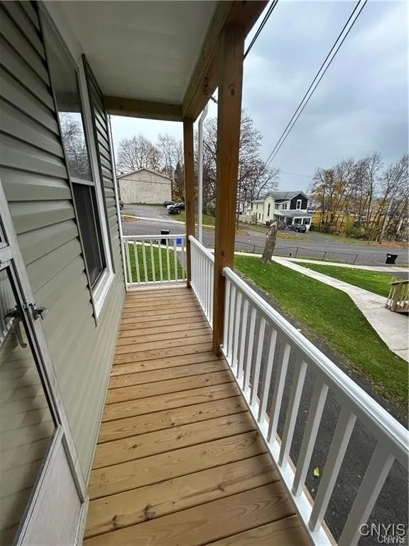 309 Hamilton Street, Syracuse, New York 13204, Syracuse, New York 13204, 2 Bedrooms Bedrooms, 6 Rooms Rooms,1 BathroomBathrooms,Residential Lease,For Rent,309 Hamilton Street, Syracuse, New York 13204,S1619002