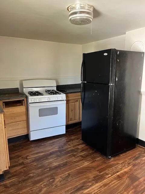 110 Cottage Street, Auburn, New York 13021, Auburn, New York 13021, 6 Bedrooms Bedrooms, ,2 BathroomsBathrooms,Residential,Closed,110 Cottage Street, Auburn, New York 13021,0,R1618926