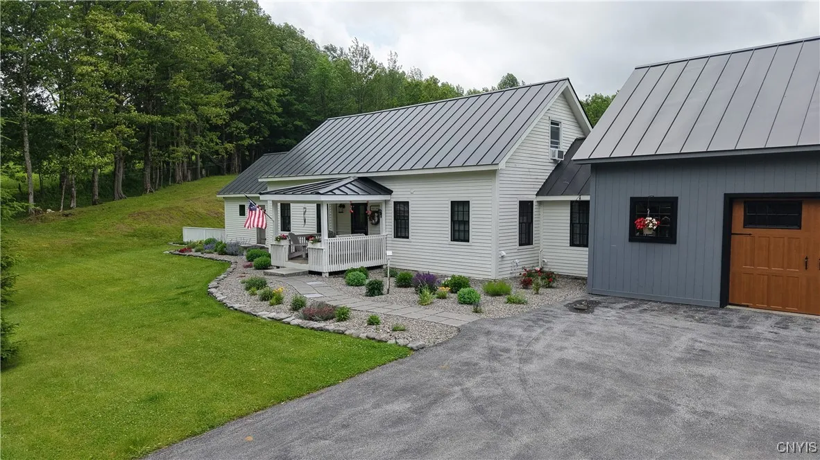 7847 Blue Road, Deerfield, New York 13502, Deerfield, New York 13304, 3 Bedrooms Bedrooms, 8 Rooms Rooms,2 BathroomsBathrooms,Residential,Closed,7847 Blue Road, Deerfield, New York 13502,0,S1618997