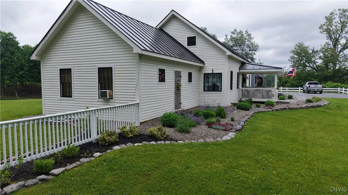 7847 Blue Road, Deerfield, New York 13502, Deerfield, New York 13304, 3 Bedrooms Bedrooms, 8 Rooms Rooms,2 BathroomsBathrooms,Residential,Closed,7847 Blue Road, Deerfield, New York 13502,0,S1618997