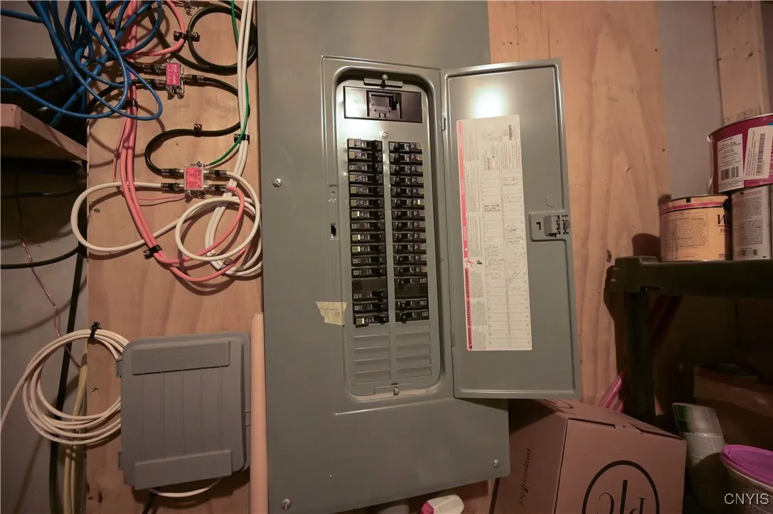 7847 Blue Road, Deerfield, New York 13502, Deerfield, New York 13304, 3 Bedrooms Bedrooms, 8 Rooms Rooms,2 BathroomsBathrooms,Residential,Closed,7847 Blue Road, Deerfield, New York 13502,0,S1618997