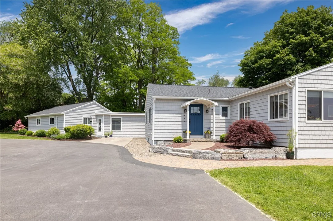 2516 West Lake Road, Skaneateles, New York 13152, Skaneateles, New York 13152, 4 Bedrooms Bedrooms, 9 Rooms Rooms,2 BathroomsBathrooms,Residential,Closed,2516 West Lake Road, Skaneateles, New York 13152,0,S1615259
