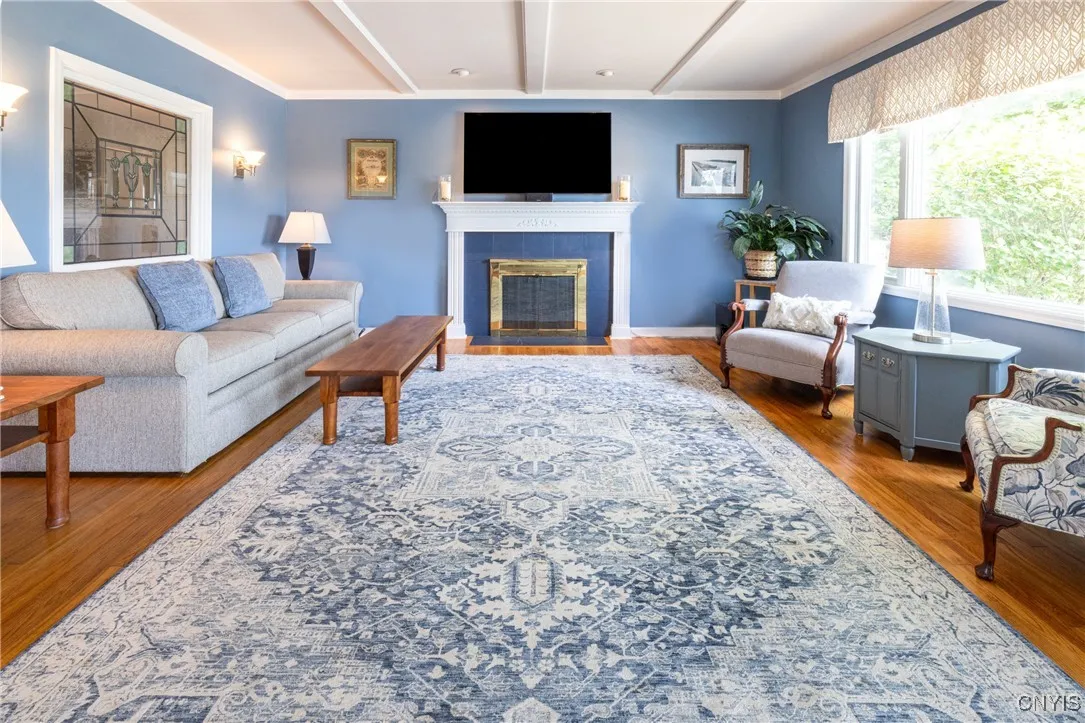 2516 West Lake Road, Skaneateles, New York 13152, Skaneateles, New York 13152, 4 Bedrooms Bedrooms, 9 Rooms Rooms,2 BathroomsBathrooms,Residential,Closed,2516 West Lake Road, Skaneateles, New York 13152,0,S1615259