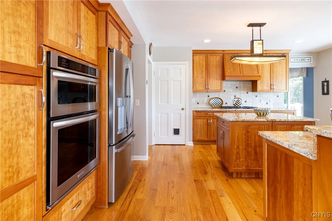2516 West Lake Road, Skaneateles, New York 13152, Skaneateles, New York 13152, 4 Bedrooms Bedrooms, 9 Rooms Rooms,2 BathroomsBathrooms,Residential,Closed,2516 West Lake Road, Skaneateles, New York 13152,0,S1615259