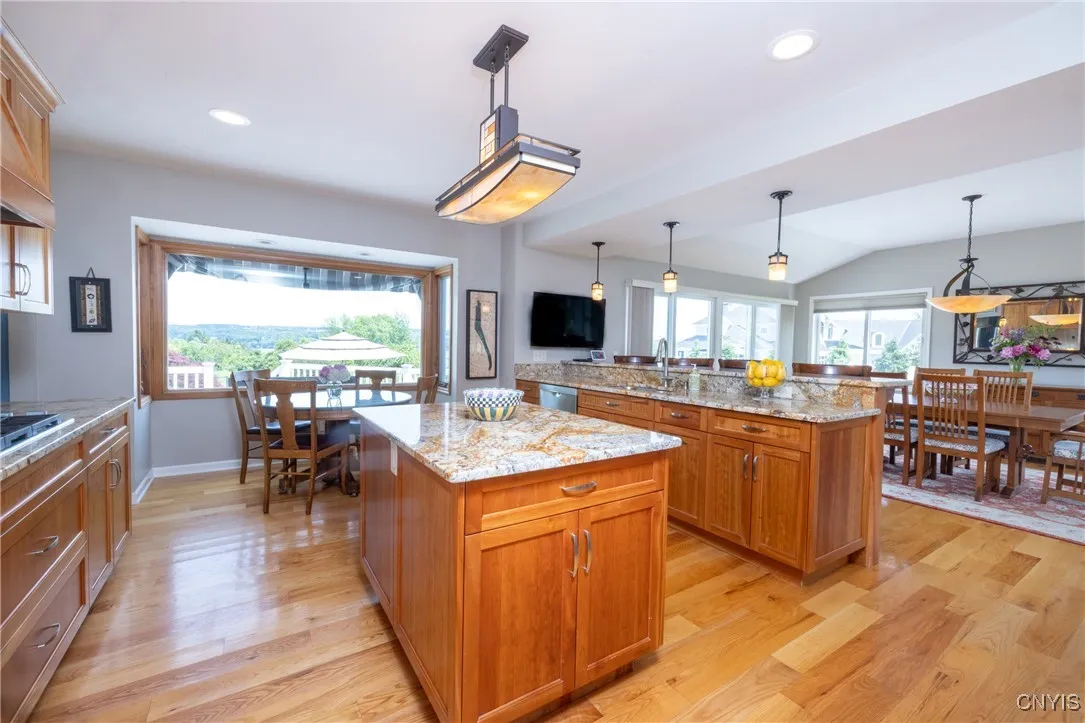 2516 West Lake Road, Skaneateles, New York 13152, Skaneateles, New York 13152, 4 Bedrooms Bedrooms, 9 Rooms Rooms,2 BathroomsBathrooms,Residential,Closed,2516 West Lake Road, Skaneateles, New York 13152,0,S1615259