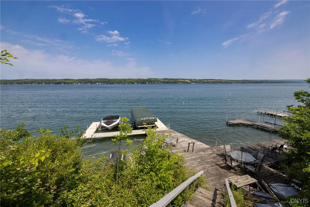 2516 West Lake Road, Skaneateles, New York 13152, Skaneateles, New York 13152, 4 Bedrooms Bedrooms, 9 Rooms Rooms,2 BathroomsBathrooms,Residential,Closed,2516 West Lake Road, Skaneateles, New York 13152,0,S1615259