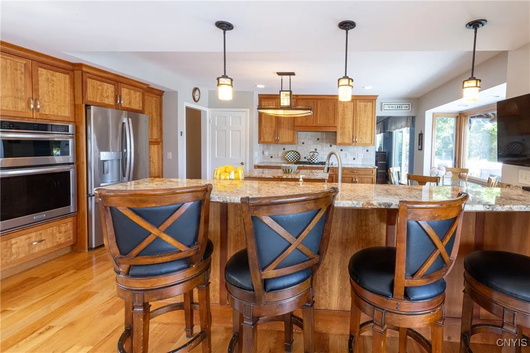 2516 West Lake Road, Skaneateles, New York 13152, Skaneateles, New York 13152, 4 Bedrooms Bedrooms, 9 Rooms Rooms,2 BathroomsBathrooms,Residential,Closed,2516 West Lake Road, Skaneateles, New York 13152,0,S1615259
