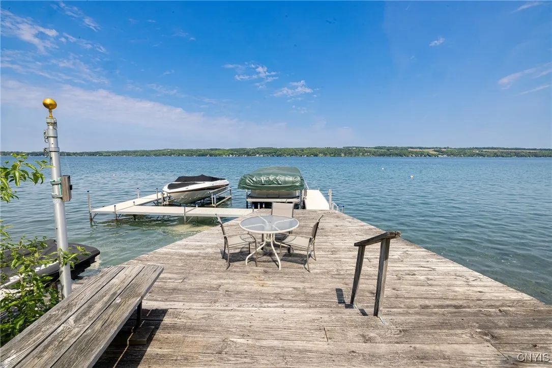 2516 West Lake Road, Skaneateles, New York 13152, Skaneateles, New York 13152, 4 Bedrooms Bedrooms, 9 Rooms Rooms,2 BathroomsBathrooms,Residential,Closed,2516 West Lake Road, Skaneateles, New York 13152,0,S1615259