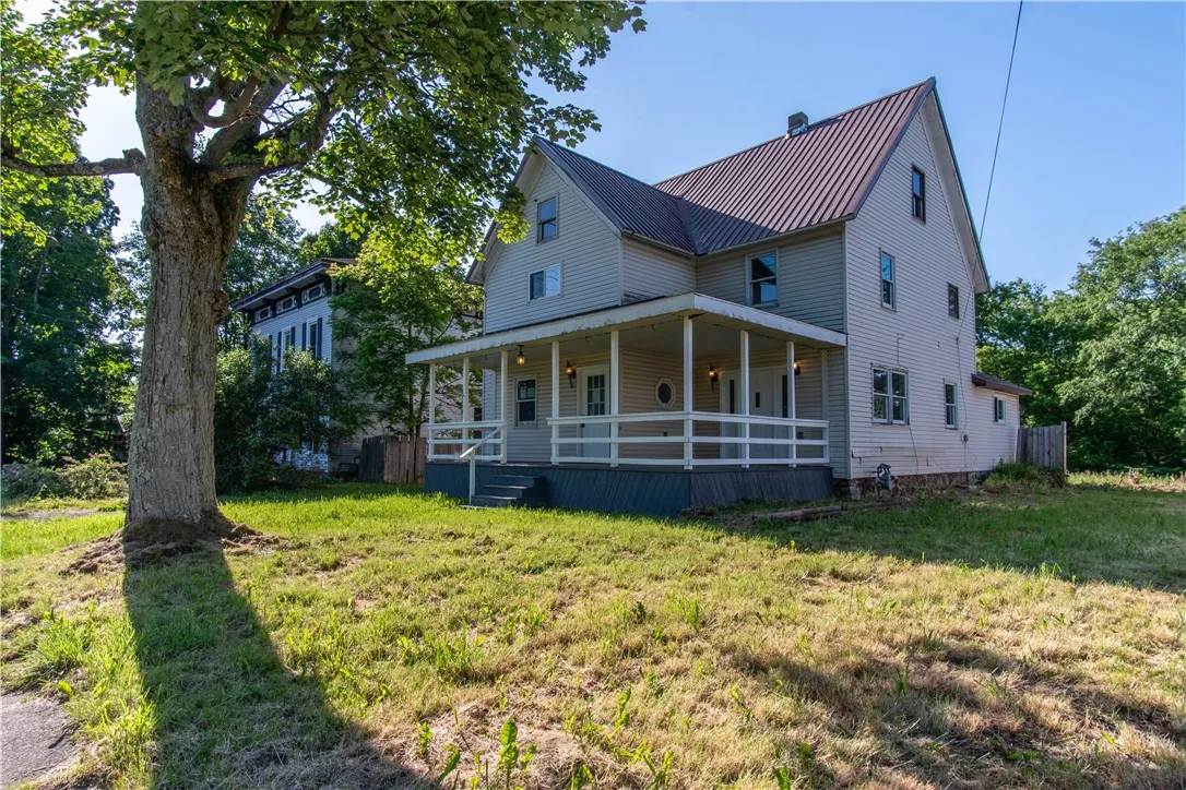 11 Grove Street, Adams, New York 13605, Adams, New York 13605, 4 Bedrooms Bedrooms, 10 Rooms Rooms,1 BathroomBathrooms,Residential,Closed,11 Grove Street, Adams, New York 13605,0,R1618457