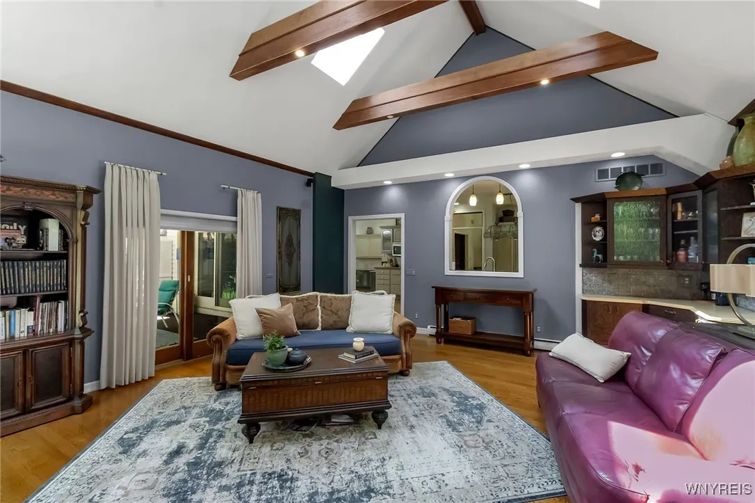 9875 Hollingson Rd, Clarence, New York 14031, Clarence, New York 14031, 5 Bedrooms Bedrooms, 15 Rooms Rooms,3 BathroomsBathrooms,Residential,Closed,9875 Hollingson Rd, Clarence, New York 14031,0,B1618517